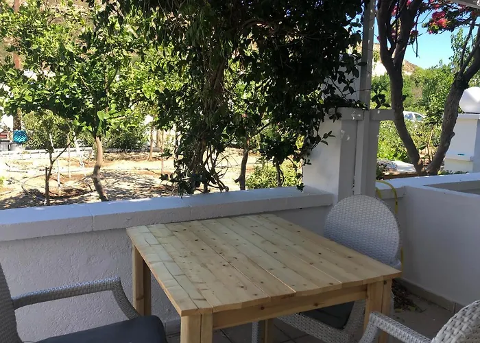 Sotiris Rooms