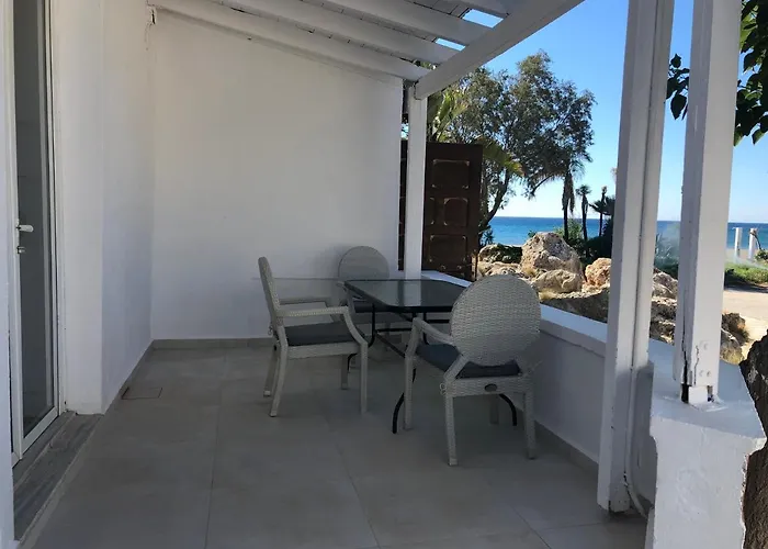 Sotiris Rooms